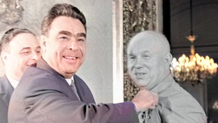 КАК БРЕЖНЕВ ХРУЩЁВА УБРАЛ