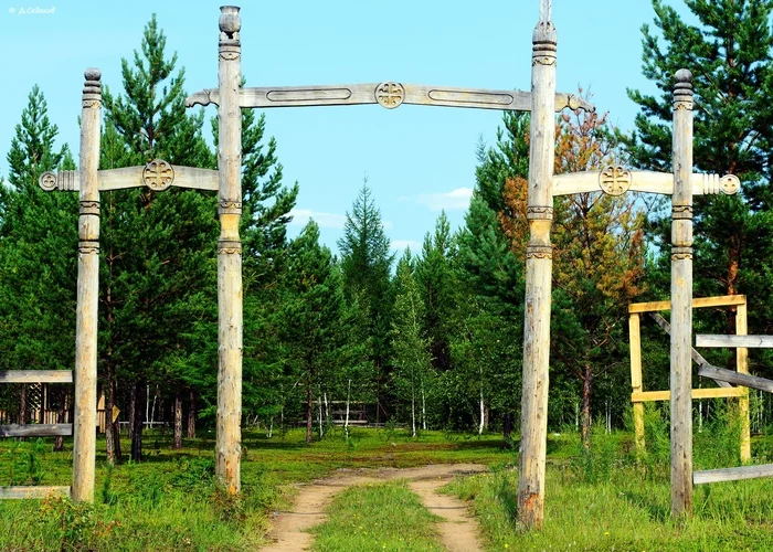 Entrance to the park. The village of Ustye, which is in Yakutia near Suntar - My, Yakutia, Suntar, mouth, The park, Russia