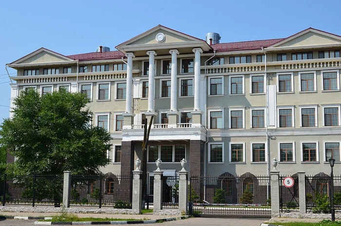 Fifth school - Дальний Восток, Blagoveshchensk, The photo, Amur region, Architecture