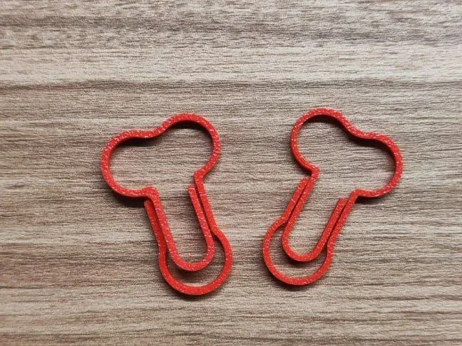 X paper clips - beauty, The photo, Humor, Chancery