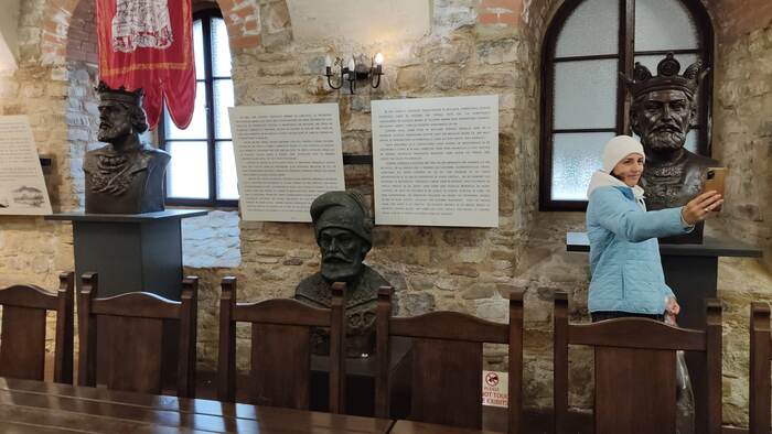  ,     ...  .        .    - .