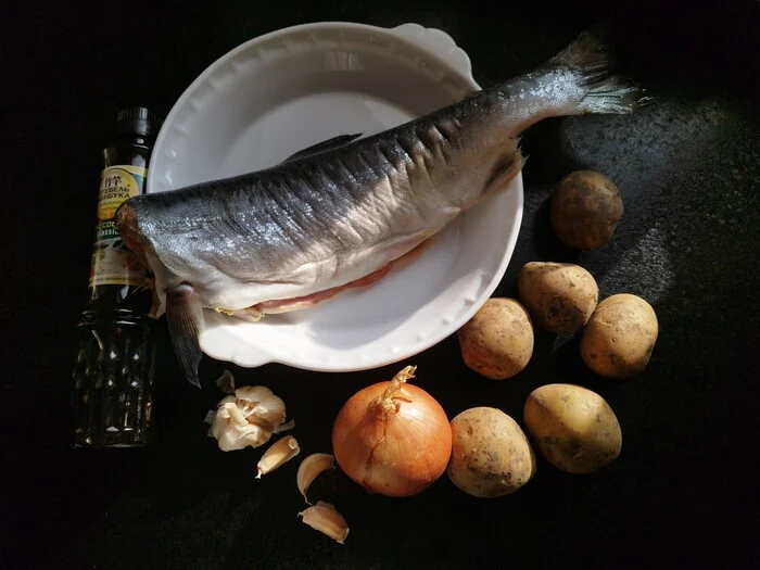 Porridge from an axe: red fish in soy sauce. Food for 200 rubles - My, Food, Budgetary, Cooking, Recipe, Dinner, Saving, Ax porridge, A fish, Longpost, Ingredients