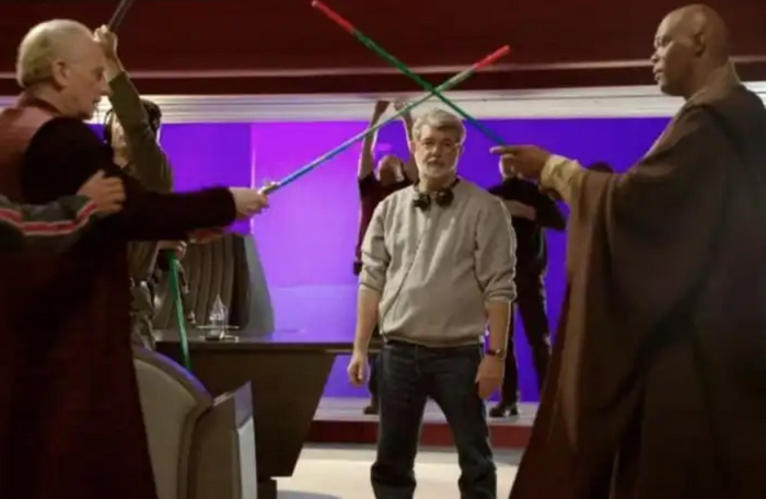 Джордж Лукас руководит постановкой боя на лазерных мечах