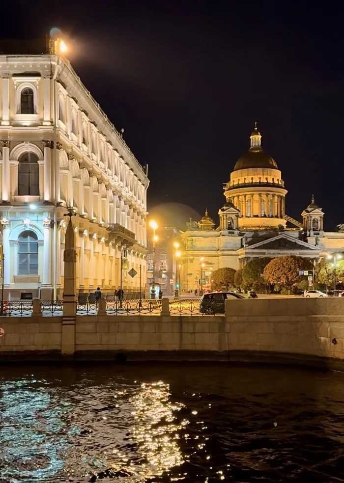 St Isaac's Cathedral - My, Mobile photography, Sky, Evening, Saint Petersburg, Saint Isaac's Cathedral, Architecture, Night city