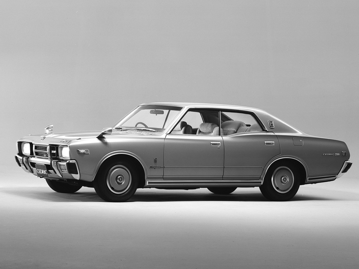 Nissan Cedric Hardtop (330) '197579