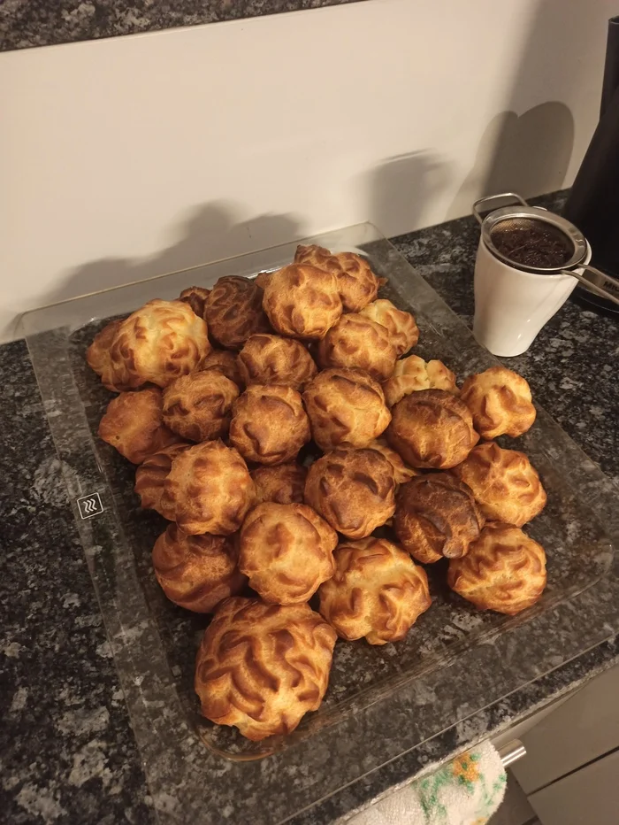 I'm learning to bake - My, Education, Bakery products, First experience, Profiteroles, Longpost, First post, Men's cooking, Correspondence, Screenshot