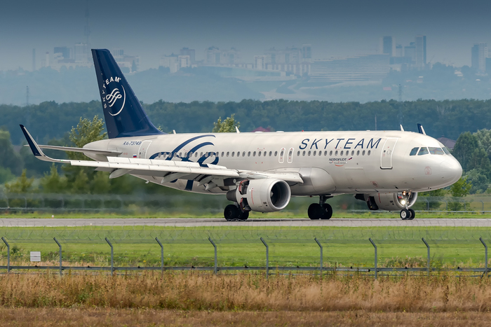 Airbus A320-214 RA-73749 Aeroflot Skyteam