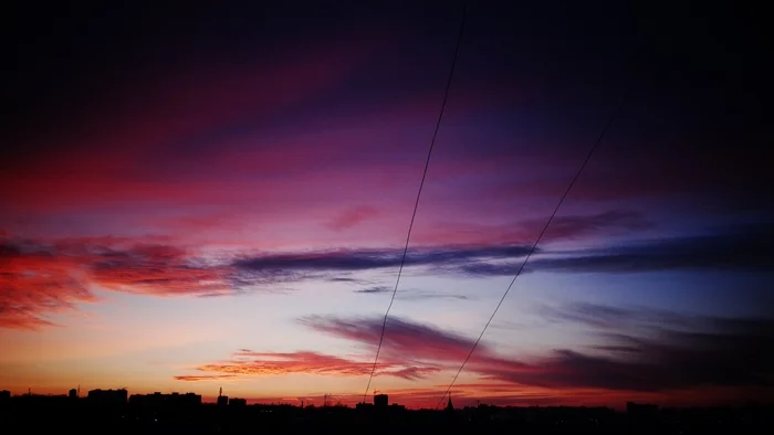 From the window - My, Town, The photo, Street photography, Evening, Eagle, Clouds, Sunset, Night city, Sunrises and sunsets