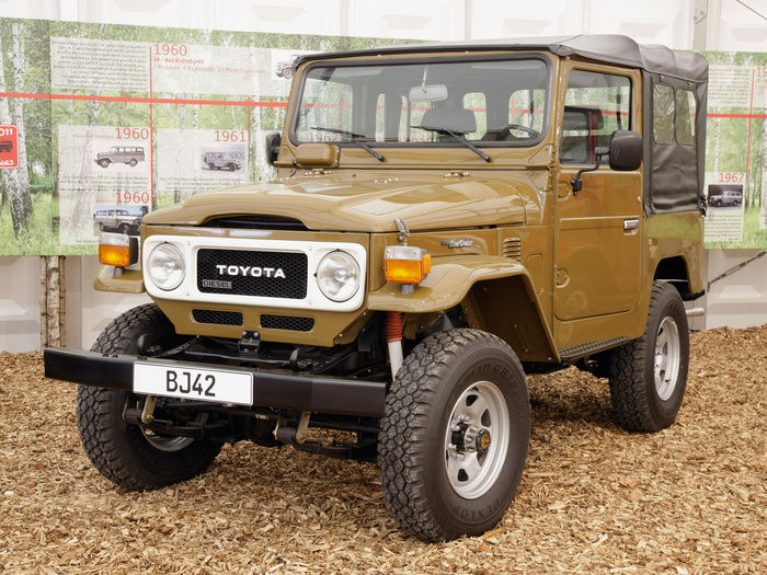 Toyota Land Cruiser Canvas op (BJ40) '197982