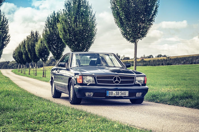   ,     ,   C126      . ,    Mercedes-Benz 560 SEC -     .