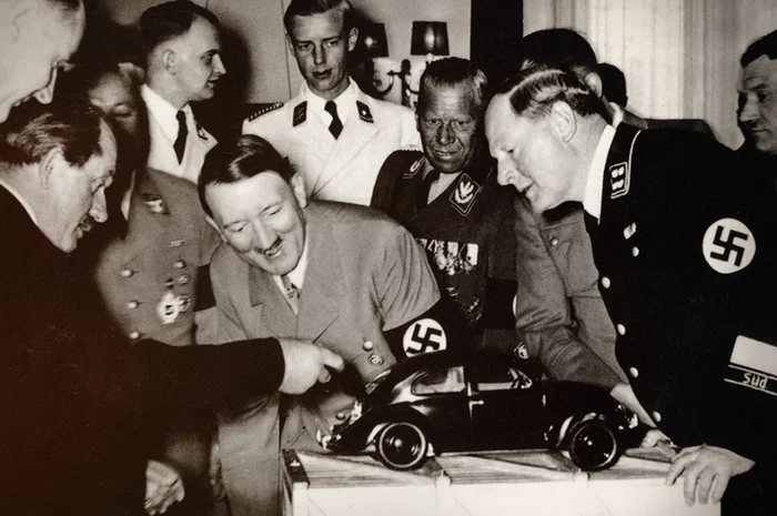 Cuteness... - Adolf Gitler, Images, Toys, Humor, Third Reich, Inventions, Auto