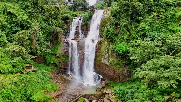 Ramboda Waterfall - My, Sri Lanka, Travels, The photo, Dji, Waterfall, Ceylon, Jungle, Aerial photography, Quadcopter, The rocks