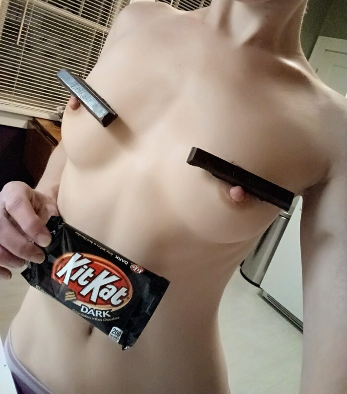 Help yourself...) - 18+, Girls, Erotic, Boobs, NSFW, Kitkat