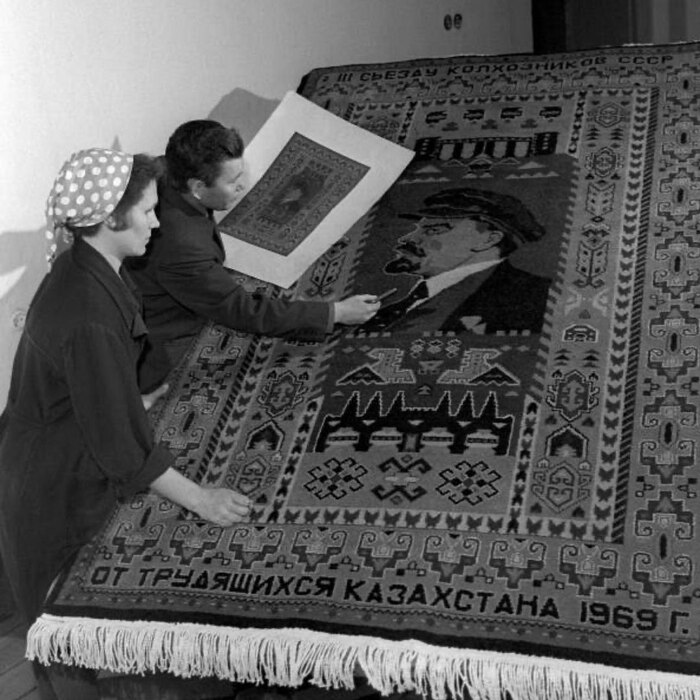 Советский ковёр “От работников Казахстана”. 1969 год.