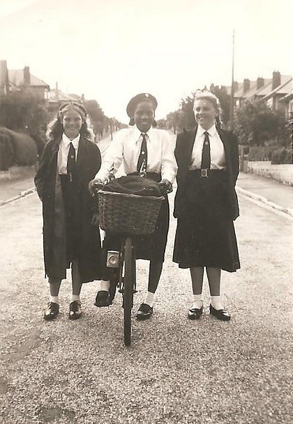 Ladies of the early 20th century and their bicycles - Past, Old photo, Historical photo, 20th century, A bike, Film, History (science), Black and white photo, Retro, Longpost