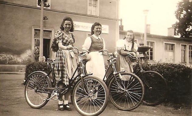 Ladies of the early 20th century and their bicycles - Past, Old photo, Historical photo, 20th century, A bike, Film, History (science), Black and white photo, Retro, Longpost