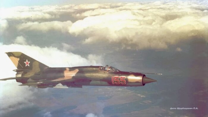 ���-21 ���