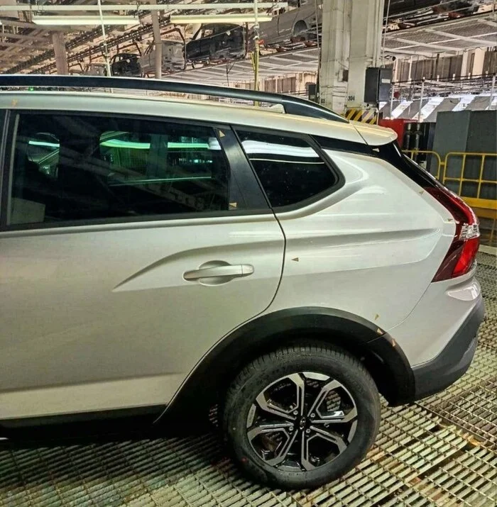 First photos of LADA Iskra SW Cross without camouflage - Transport, Motorists, Auto, AvtoVAZ, Telegram (link), Longpost