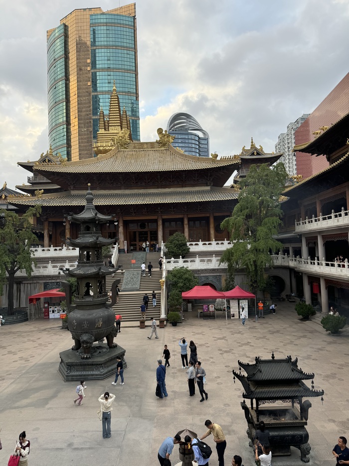 Счастье есть. Оно не может не есть