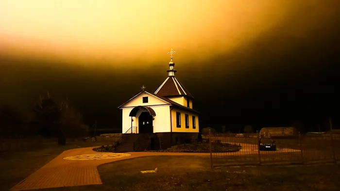 Замосточье, Минский район - Моё, Мобильная фотография, Фотография, Церковь, Теплица