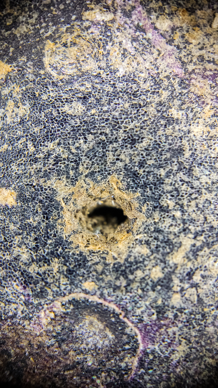 Такие вот отверстия