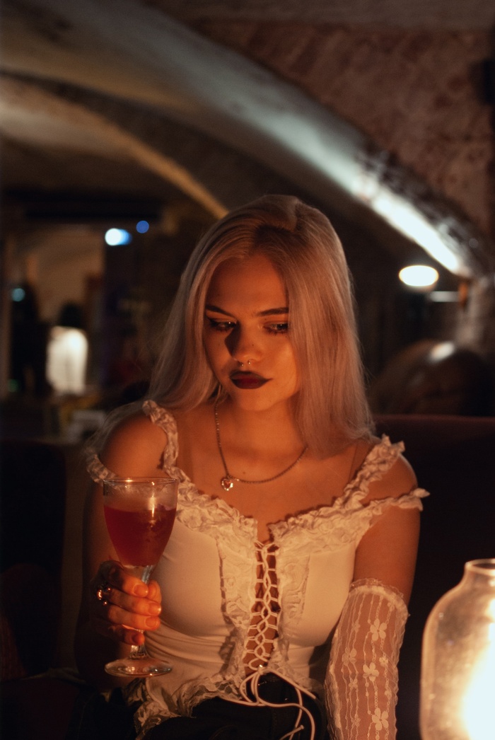 Угостил фирменным коктейлем