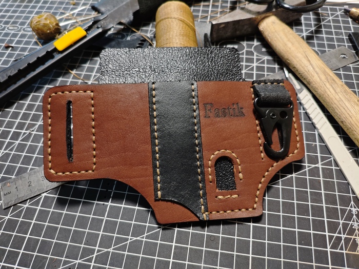 Торцы закрасил чёрным маркером и обработал воском.