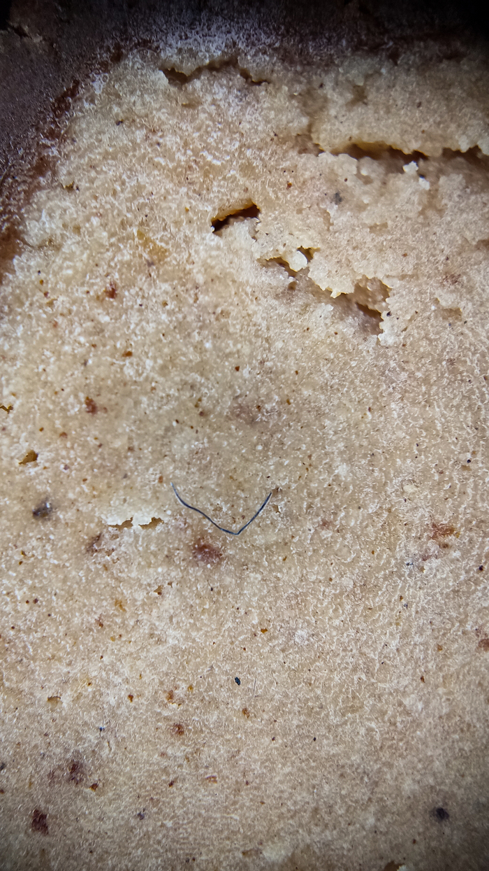 Снова этот волосок, наверное он на объективе ))