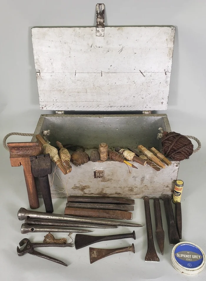 Toolbox on a sailboat, 20th century - beauty, Historical photo, History (science), 20th century, Ship, Box, Tools, Sailboat, Longpost