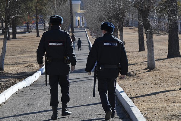 Lenta.ru: Московских полицейских обвинили в изнасиловании. 17-летней девушке предложили свободу за секс. Подробности преступления - Негатив, МВД, Следственный комитет, Полиция, Преступление, Скандал, Криминал, Новости, Москва, СМИ и пресса, Lenta ru, Изнасилование, Ростов-на-Дону, ППС, Длиннопост