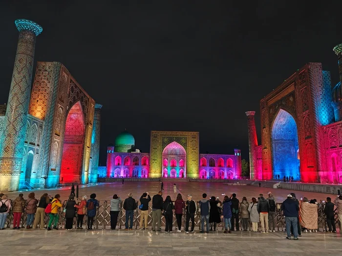 Light show at Registan Square in Samarkand - My, Travels, Tourism, Relaxation, Uzbekistan, Samarkand, Longpost, Light show, The photo