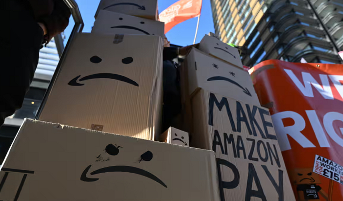 ���������� Amazon ������ ������� "׸���� �������" ��-���������� ������