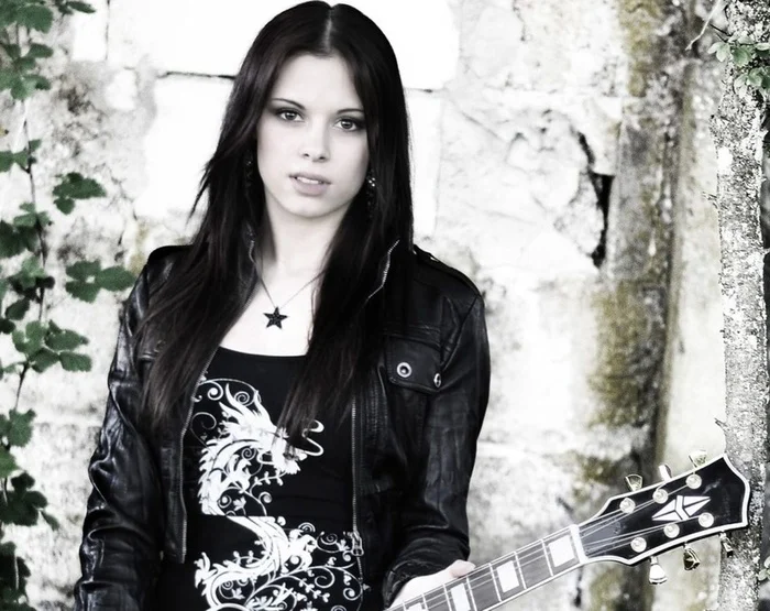 Well, FINALLY, here's who I'm always waiting for - BEYOND THE BLACK and the beautiful Jennifer have released a new video track from the 2023 album Beyond the Black - Metal, Symphonic metal, Beyond THE Black, Jennifer, Video, Youtube, Longpost