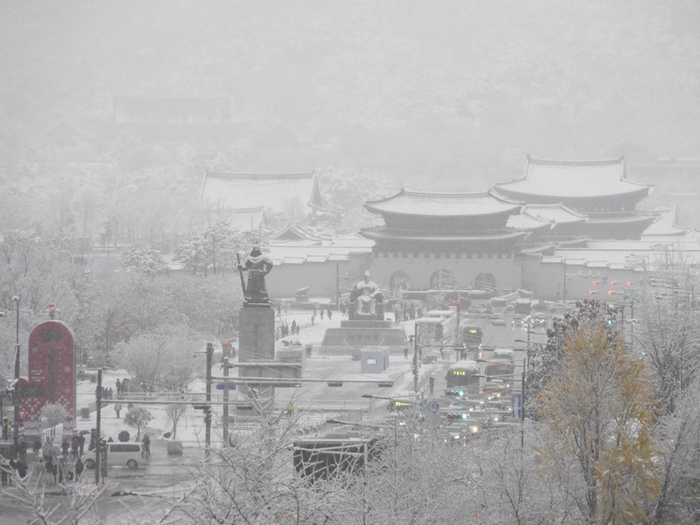 <!--noindex--><a href="https://pikabu.ru/story/prokremlevskiy_informatsionnyiy_puzyir_mefodiya__219859_12075956?u=https%3A%2F%2Fwww.mk.ru%2Fincident%2F2024%2F11%2F28%2Fstolicu-nedruzhestvennoy-rossii-strany-zasypalo-nebyvalym-snegom-est-pogibshie.html&t=https%3A%2F%2Fwww.mk.ru%2Fincident%2F2024%2F11%2F28%2Fstolicu-nedruzhestvenn...&h=e9151c24046e629552609efe2c8044c0afb94557" title="https://www.mk.ru/incident/2024/11/28/stolicu-nedruzhestvennoy-rossii-strany-zasypalo-nebyvalym-sneg..." target="_blank" rel="nofollow noopener">https://www.mk.ru/incident/2024/11/28/stolicu-nedruzhestvenn...</a><!--/noindex-->