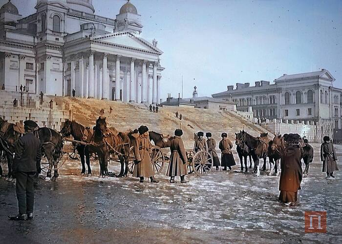 Russian artillery soldiers on Senate Square, - Crossposting, Pikabu publish bot, Empire, Telegram (link)