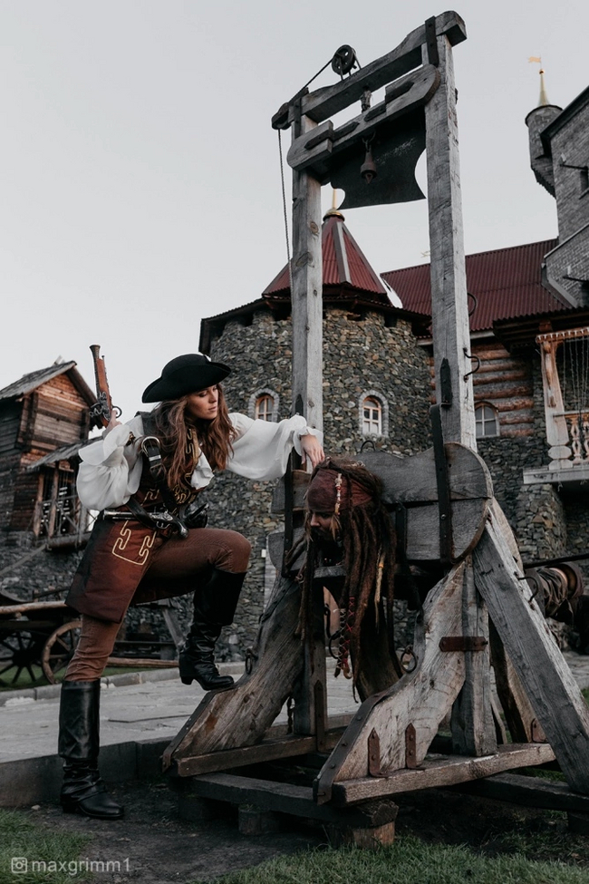 Pirates of the Caribbean | Captain Jack Sparrow & Elizabeth Swann - Cosplay, Captain Jack Sparrow, Elizabeth Swann, Pirates of the Caribbean, Walt disney company, Movies, The photo, VKontakte (link), Longpost