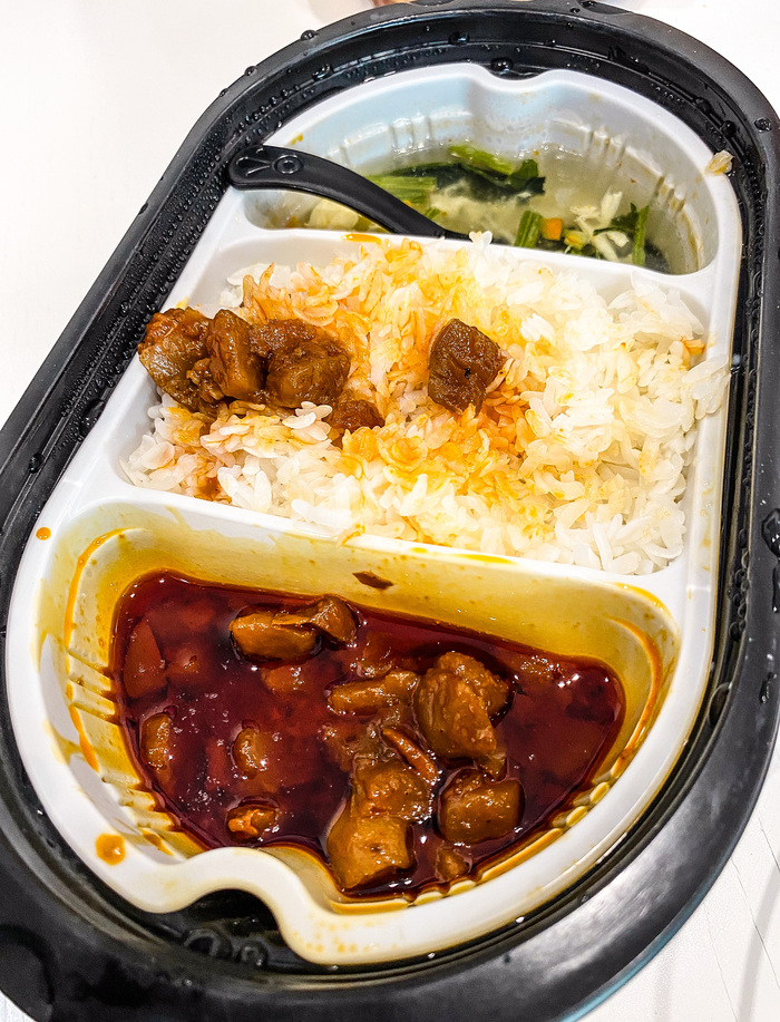  ,       Wang Zi Feng