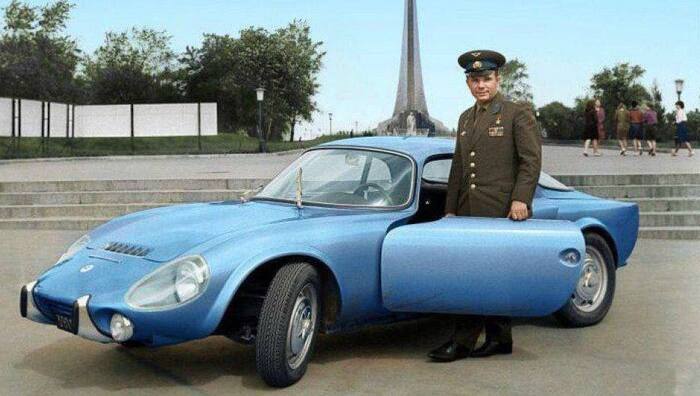 Yuri Gagarin with his gift from the French - a Matra car, 1960s - Yuri Gagarin, Heroes, the USSR, Auto, Historical photo, 60th, Repeat