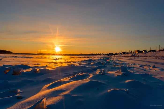 Cold December sunset - My, Yakutia, The nature of Russia, Suntar, North, Sunset, Snow, Travel across Russia