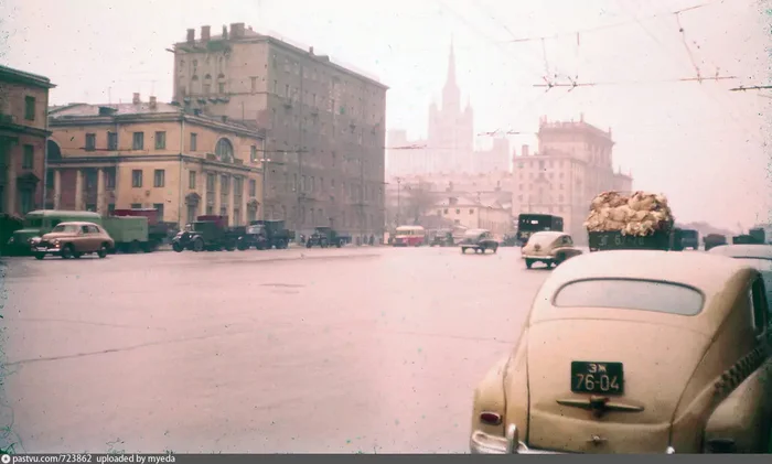 Послевоенная Москва. Как выглядела столица в 1950-х гг - Фотография, Старое фото, Черно-белое фото, Pastvu, СССР, Москва, 1950, Подборка, Красота, Столица, Telegram (ссылка), Длиннопост