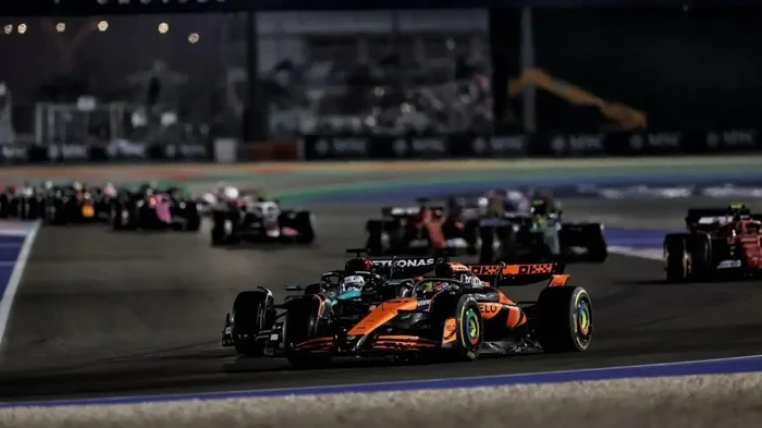 Qatar GP review: Stewards cause a stir but can't hold Verstappen back - Formula 1, Автоспорт, Race, World championship, Qatar, Lusail, dust, Max Verstappen, Charles Leclerc, Oscar Piastri, Lando Norris, George Russell, Lewis Hamilton, Sergio Perez, Pierre Gasly, Ferrari, Red bull, Mclaren, Mercedes, Yandex Zen (link), VKontakte (link), Longpost