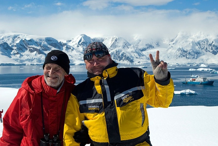 И, конечно, писал об этом и снимал передачи.