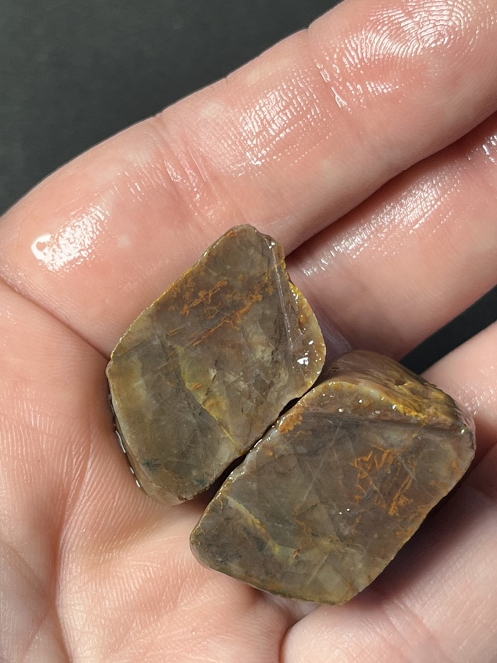 Первый камень после распила