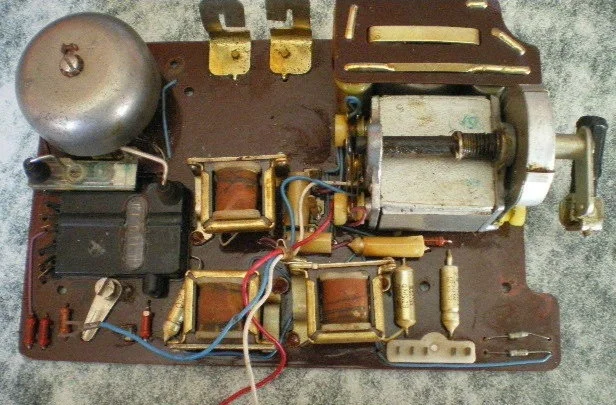 Malfunction in TA-57 - My, Ta-57, Ремонт телефона, Telephone, Radio engineering, Radio electronics, Radio parts