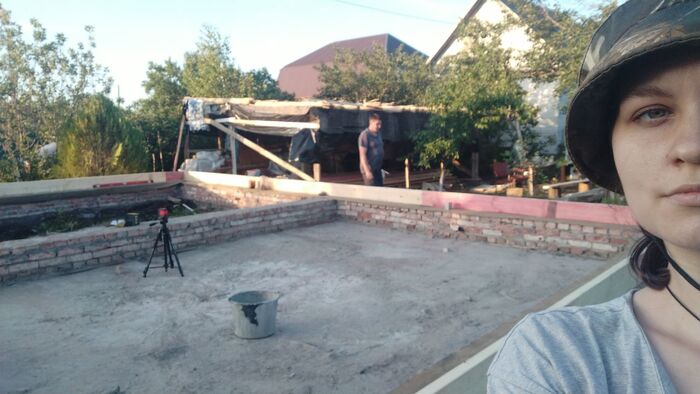 Выравнивание обвязки по высоте и мое недовольное хлебало, глядя на перепады градусов в углах