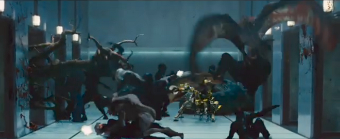 Выпущенные монстры убивают спецназ