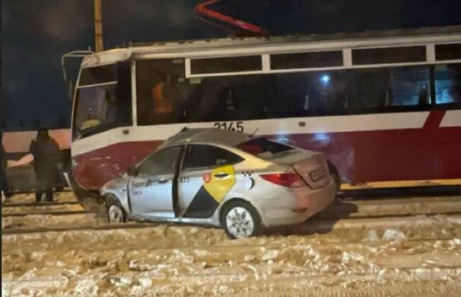 The tram's brakes failed - Tram, Video, Road accident