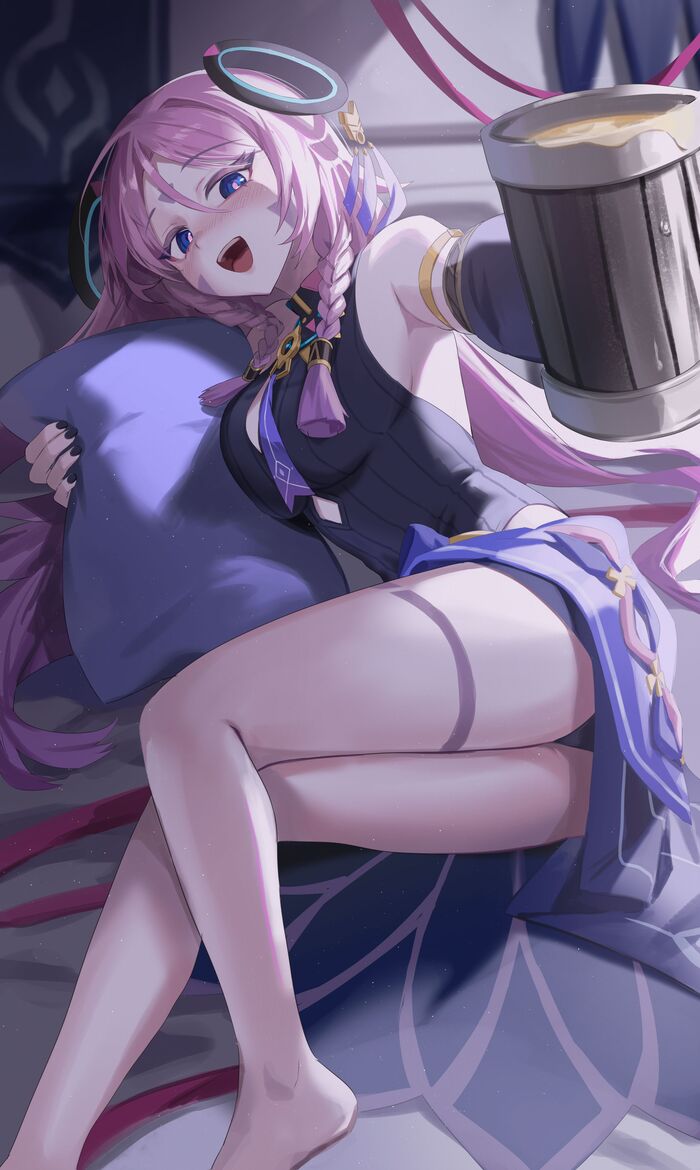 Что будем с пьяным матросом делать, что будем с пьяным матросом делать, что будем с пьяным матросом делать - рано-рано утром?