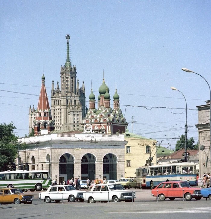 Moscow - the USSR, Made in USSR, Childhood in the USSR, Nostalgia, Youth, Youth, Moscow, 80-е, Summer, Taganka, Square, The photo, Telegram (link)