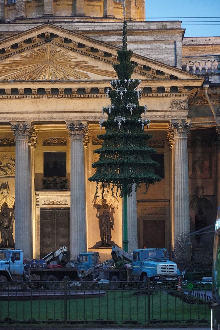 Новогодний Петербург 2024-2025